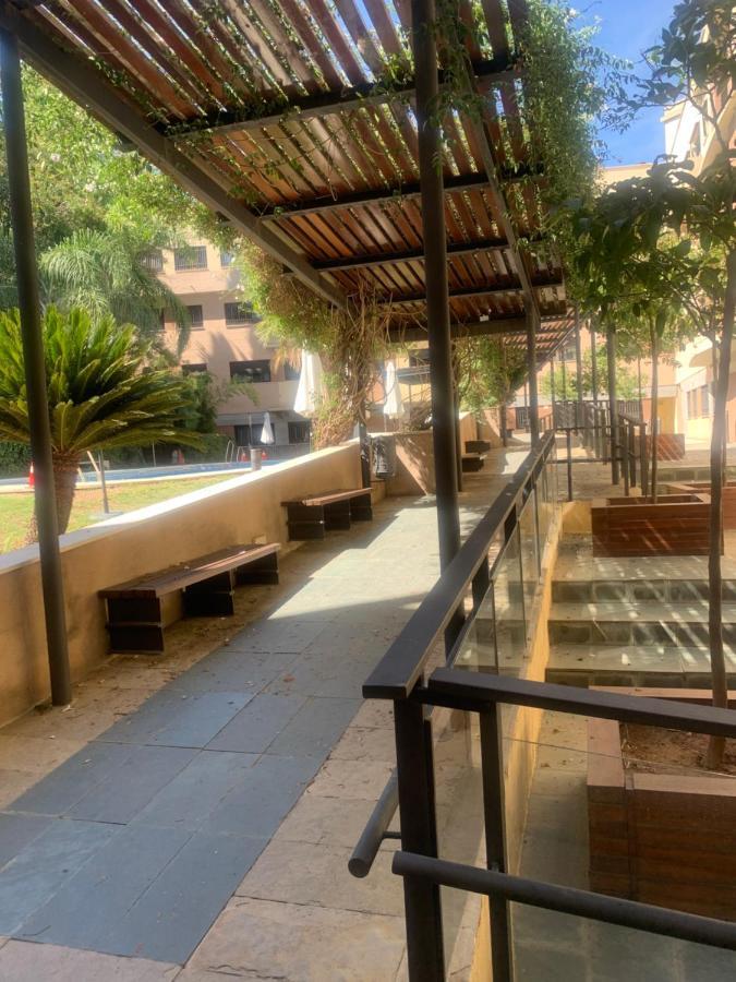 Apartamento Proximo Al Centro De 2 Dormitorios Con Piscina. Séville Extérieur photo